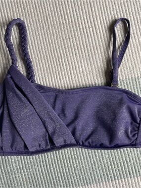 Xhilaration bandeau top with 1 fixed braided strap and 1 removable strap, sz M